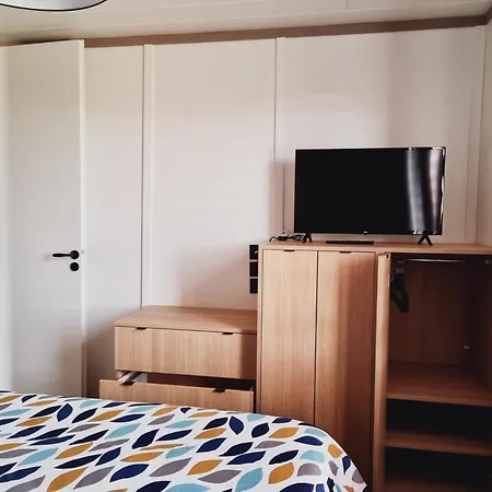 Chalet Etxean, De 1 A 6 Personnes, Terrain Prive Et Piscine. Campsite