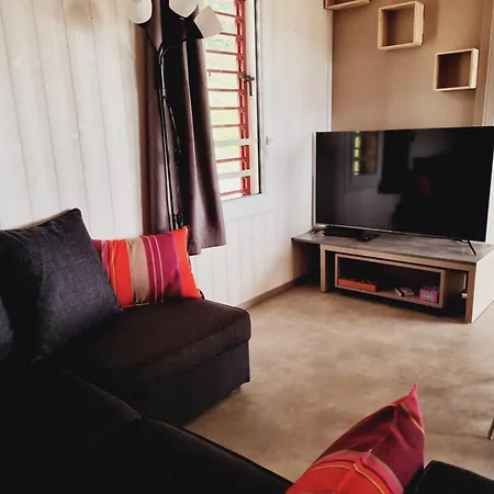 Chalet Etxean, De 1 A 6 Personnes, Terrain Prive Et Piscine. *